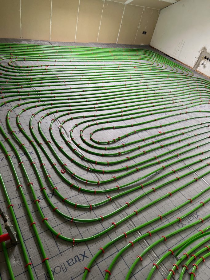 Fußbodenheizung Verlegung von Fußbodenheizung